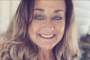 Stacey Neese Death and Obituary; Fatal Crash at Airport Boulevard and Willow Brook Run in Mobile, Alabama Leaves One Dead